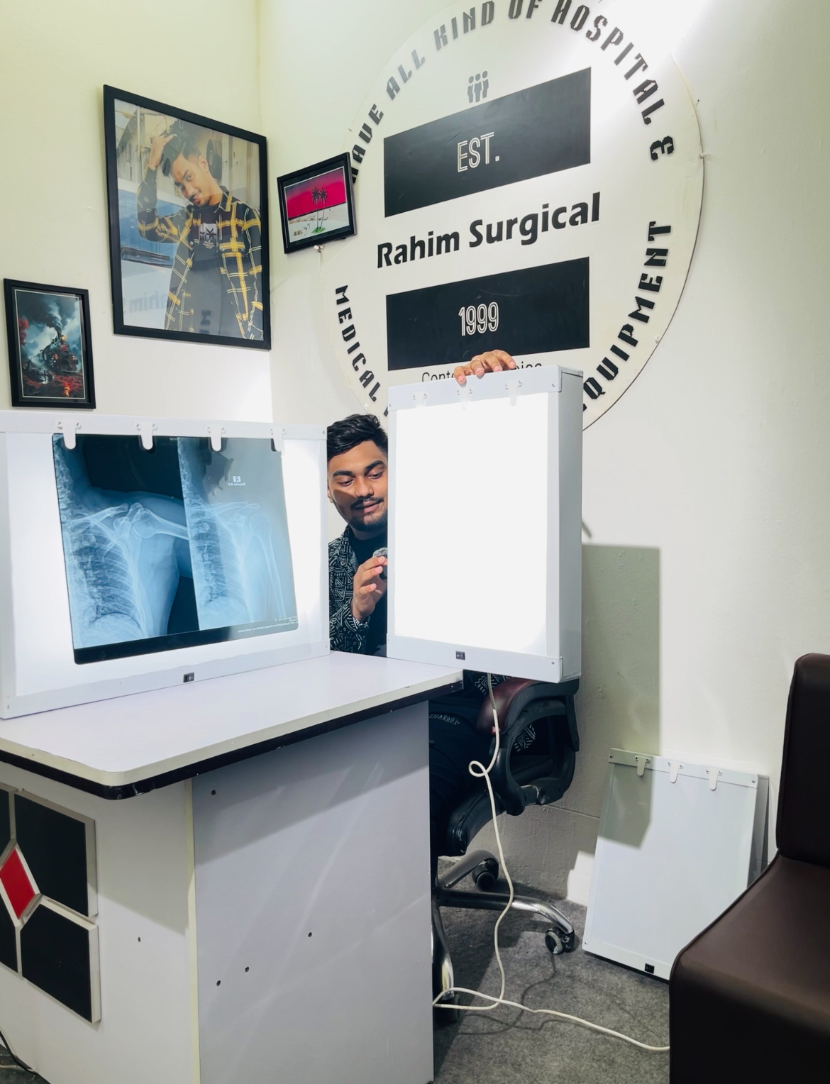 MRI view box (14/17 inch )